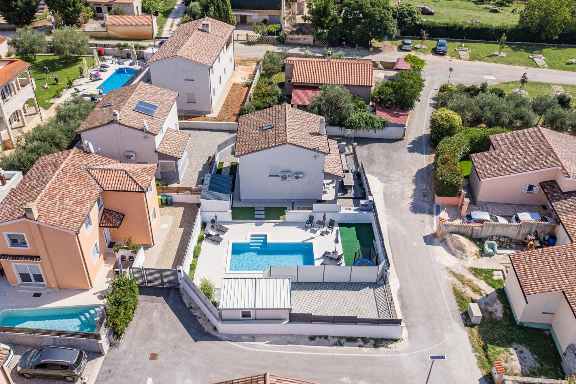 Casa Tara Three-Bedroom Holiday Home Pula Dış mekan fotoğraf